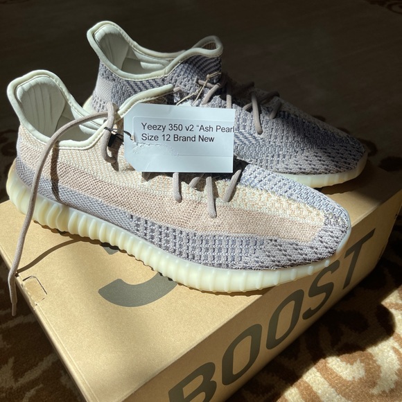 Adidas Yeezy Boost 350 V2 -Ash Pearl - Picture 1 of 11